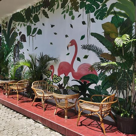 Snooze Ijen Hostel บันยูวังงี ภายนอก รูปภาพ