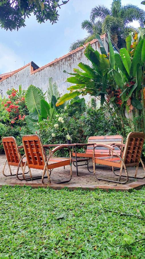 Snooze Ijen Hostel บันยูวังงี ภายนอก รูปภาพ